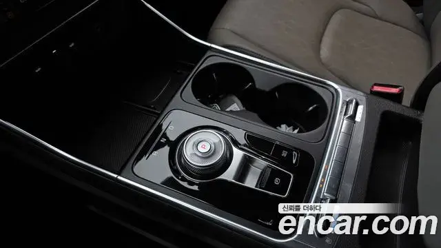 Kia Carnival 2025 — Photo 19/20