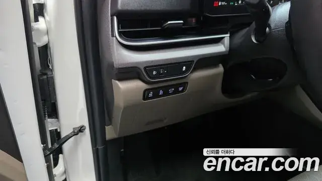 Kia Carnival 2025 — Photo 3/20