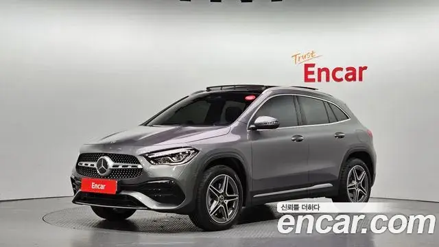 Mercedes-Benz GLA-Class 2023 — Фото 20/20