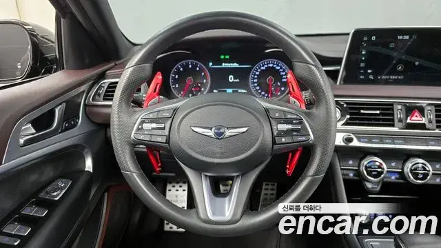 Genesis G70 2020 — ფოტო 14/20