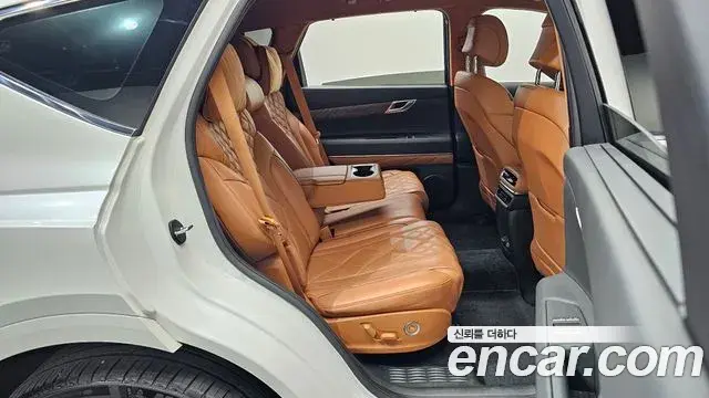 Genesis GV80 2023 — Фото 12/20