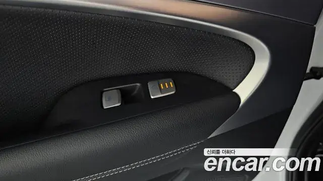 Genesis G70 2019 — Şəkil 8/32
