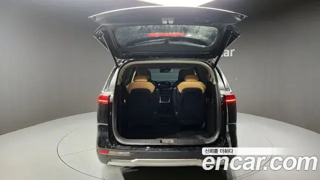 Kia Carnival 2021 — Фото 20/20