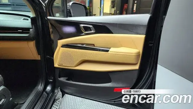 Kia Carnival 2021 — Photo 36/36