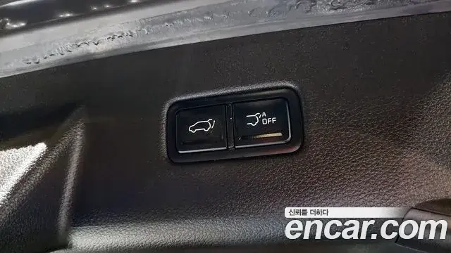 Kia Carnival 2021 — Photo 26/36