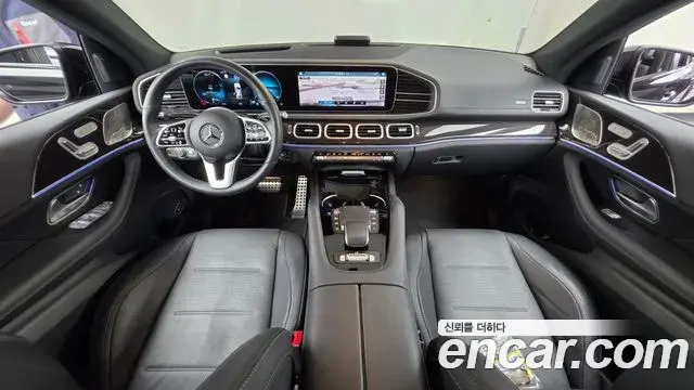 Mercedes-Benz GLE-Class 2022 — Photo 13/34