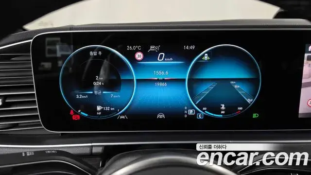 Mercedes-Benz GLE-Class 2022 — Photo 4/34