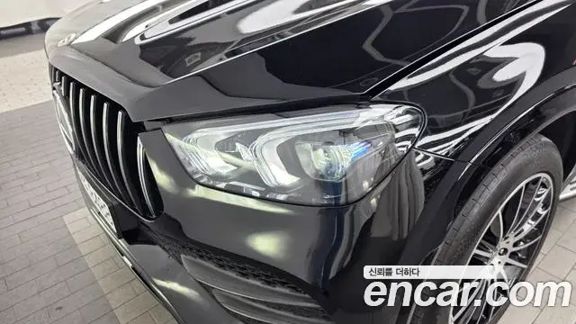 Mercedes-Benz GLE-Class 2022 — Photo 25/34