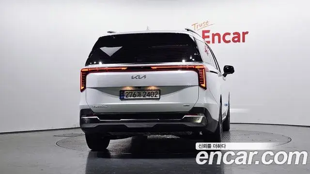Kia Carnival 2024 — Şəkil 13/20