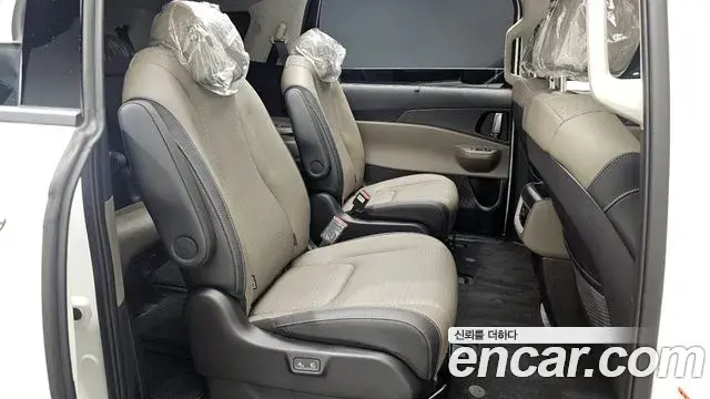 Kia Carnival 2024 — Şəkil 5/20
