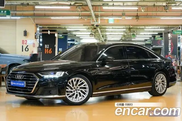 Audi A8 2021 — ფოტო 4/20