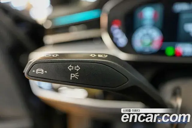 Audi A8 2021 — ფოტო 5/20