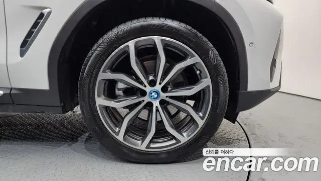 BMW X3 2022 — Photo 9/20