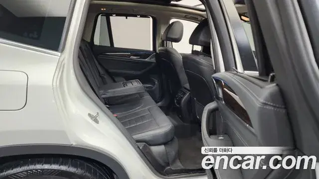 BMW X3 2022 — Photo 14/20