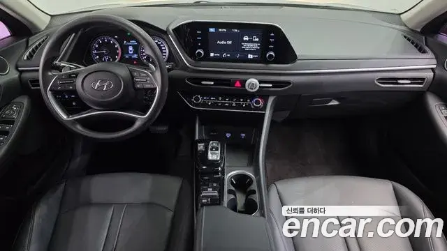 Hyundai Sonata Hybrid 2019 — Photo 1/20