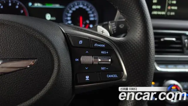 Genesis G70 2019 — ფოტო 18/35