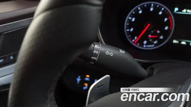 Genesis G70 2019 — ფოტო 9/35