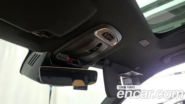 Volvo XC90 2019 — Şəkil 11/37