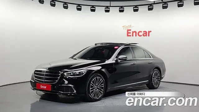 Mercedes-Benz S-Class 2022 — Фото 1/20