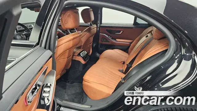 Mercedes-Benz S-Class 2022 — Фото 12/20