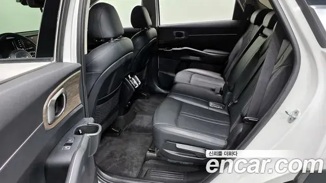 Kia Sorento 2021 — Şəkil 14/33