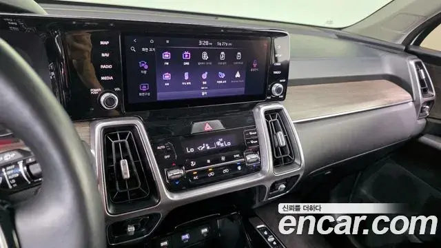 Kia Sorento 2021 — Şəkil 26/33