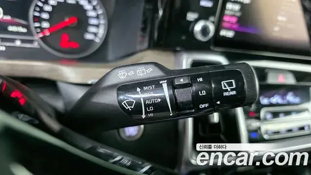 Kia Sorento 2021 — Şəkil 33/33