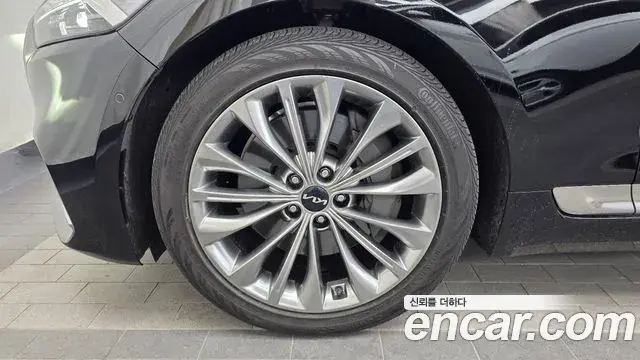 Kia The K9 2022 — ფოტო 5/38