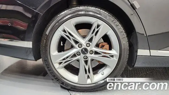 Genesis G90 2023 — Şəkil 5/40