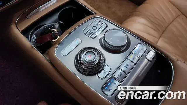 Genesis G90 2023 — Şəkil 27/40