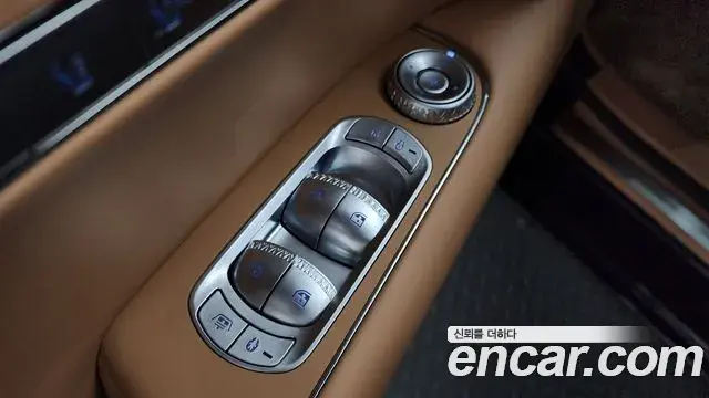 Genesis G90 2023 — Şəkil 36/40