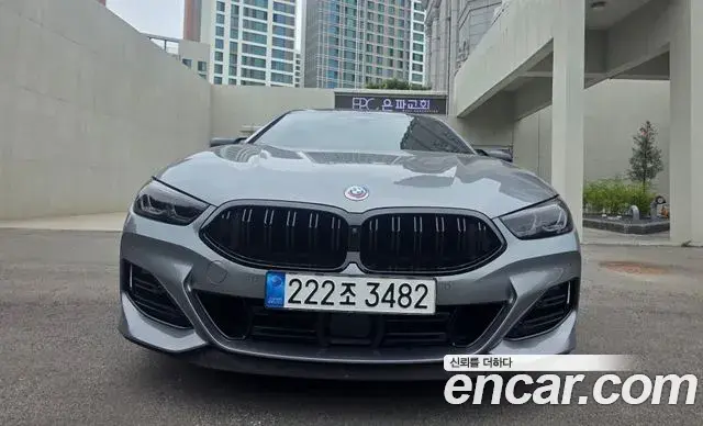 BMW 8 Series 2022 — ფოტო 2/13