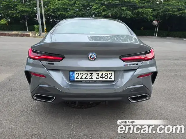 BMW 8 Series 2022 — ფოტო 11/13