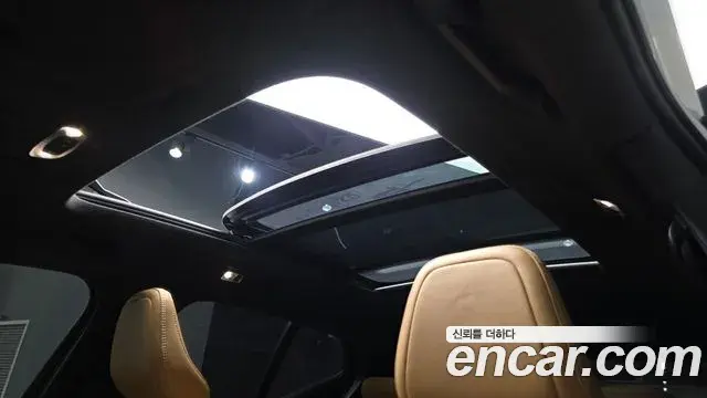 Volvo XC40 2021 — Şəkil 30/31