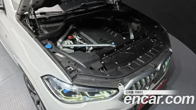 BMW X6 2021 — Photo 29/39