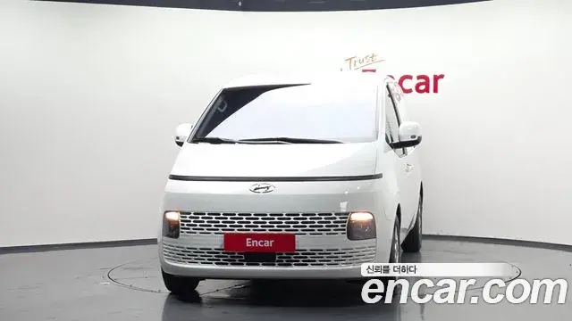 Hyundai Staria 2021 — Şəkil 16/33