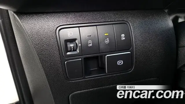 Hyundai Staria 2021 — Şəkil 32/33