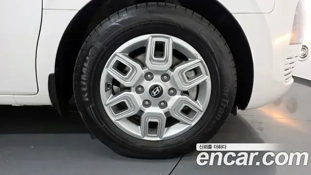 Hyundai Staria 2021 — Şəkil 13/33