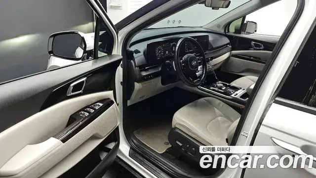 Kia Carnival 2020 — Фото 10/20