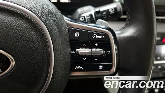 Kia Carnival 2020 — Фото 17/20