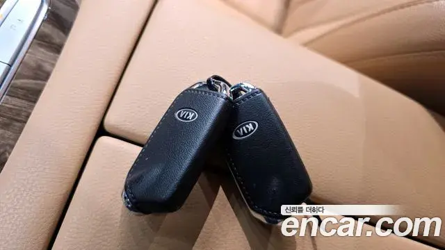 Kia The K9 2021 — Photo 36/36
