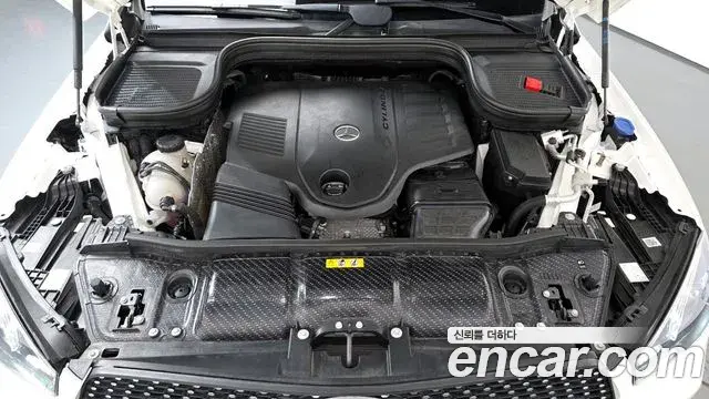 Mercedes-Benz GLE-Class 2023 — ფოტო 6/33
