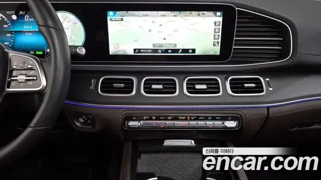 Mercedes-Benz GLE-Class 2023 — ფოტო 32/33