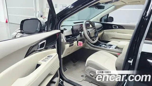 Kia Carnival 2025 — Фото 10/20