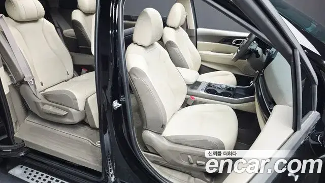 Kia Carnival 2025 — Фото 12/20