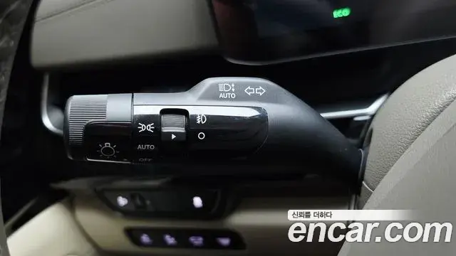Kia Carnival 2025 — Photo 3/39