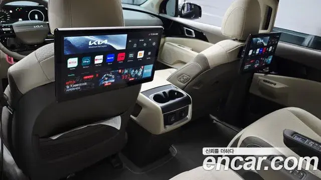 Kia Carnival 2025 — Photo 5/39