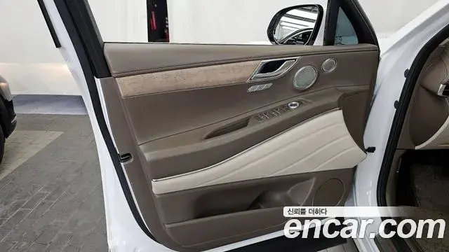 Genesis GV80 2022 — ფოტო 13/30