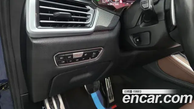 BMW X5 2020 — ფოტო 18/33
