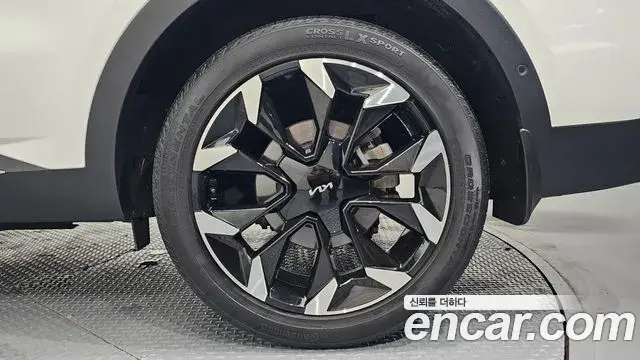 Kia Sorento 2023 — Şəkil 8/30